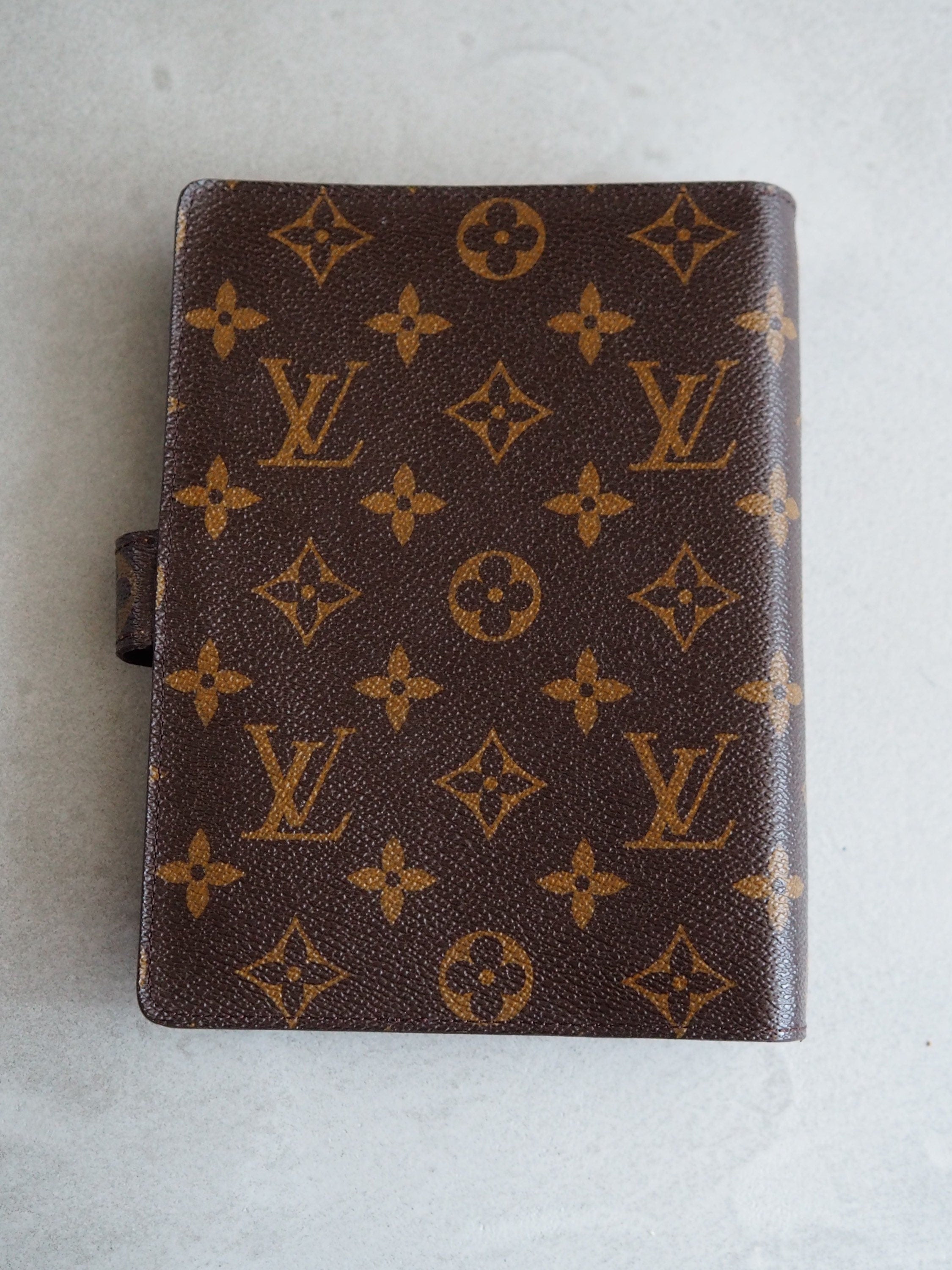 LOUIS VUITTON Agenda MM Monogram Day Planner Cover Authentic