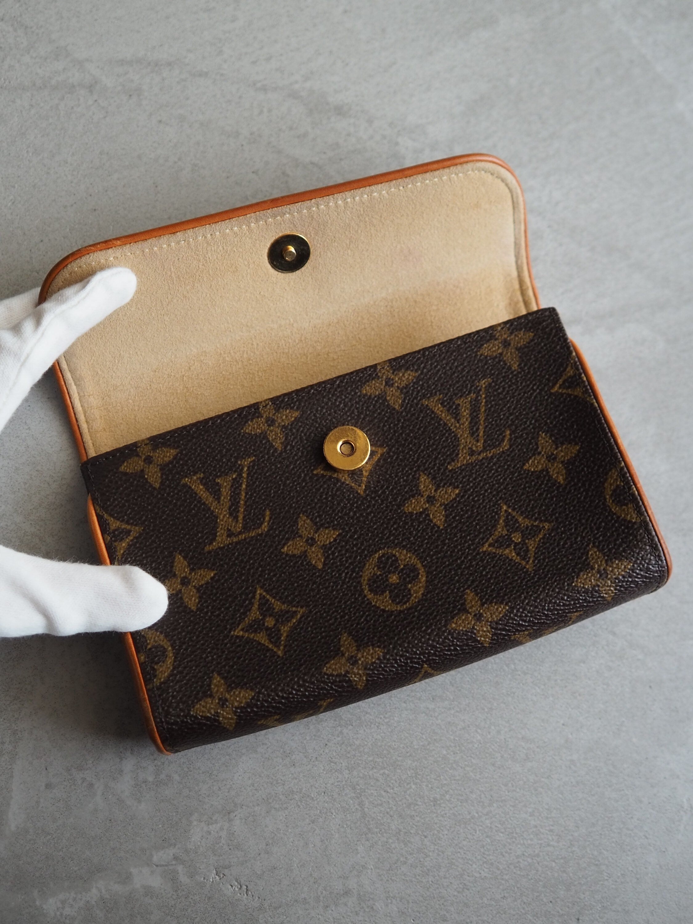 LOUIS VUITTON Monogram Pochette Florentine M51855 Belt Bag Waist Pouch Bag Authentic