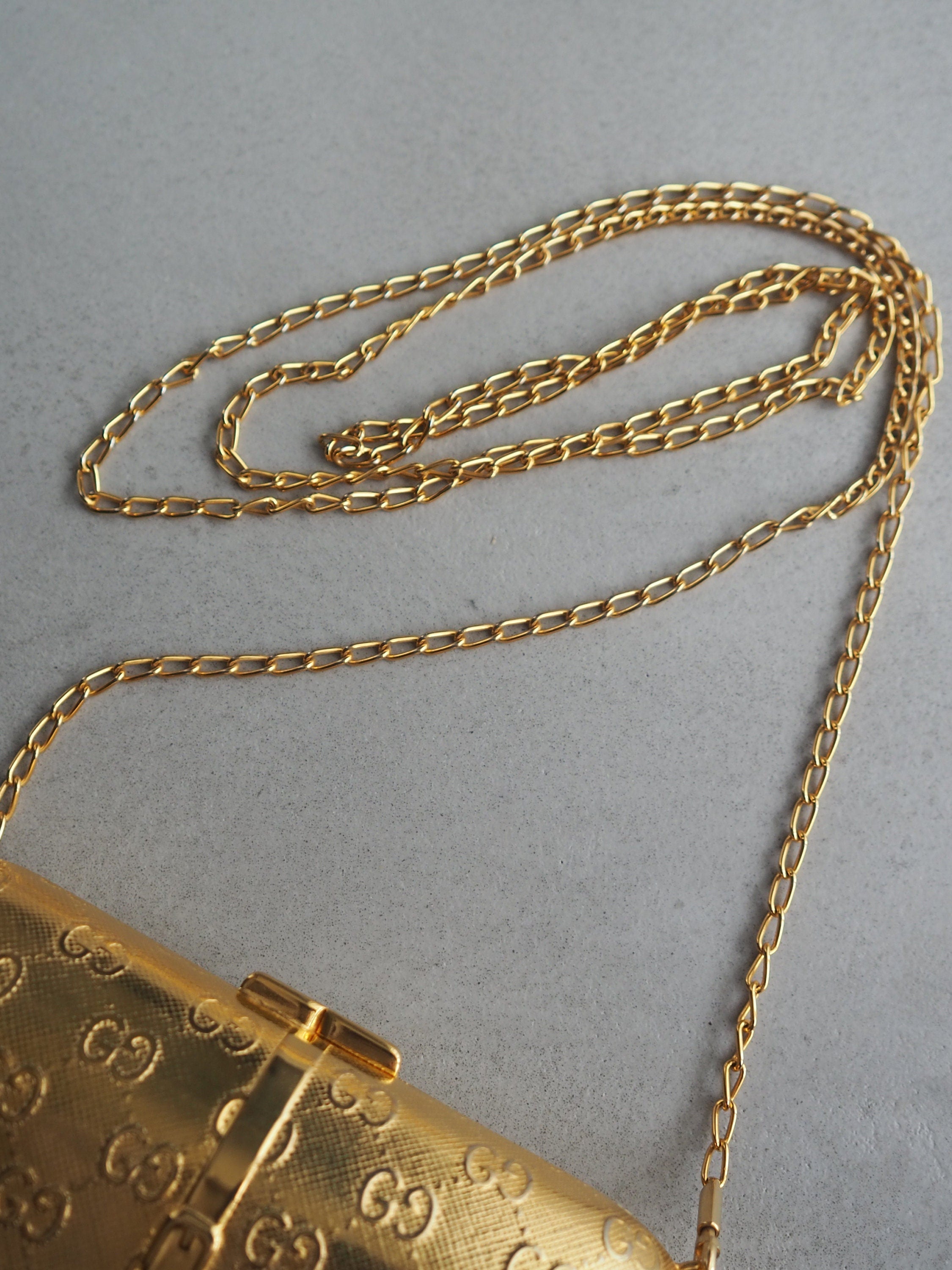 GUCCI GG Chain Shoulder Bag Pochette Gold Metal Rare!