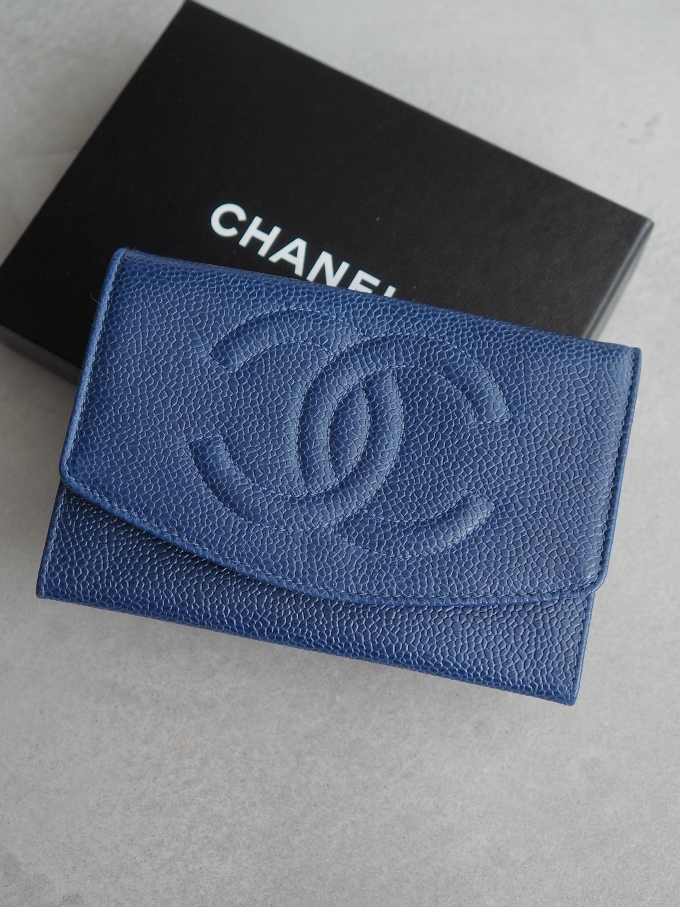 CHANEL COCO Wallet Purse Compact Caviar Skin Leather Blue Authentic Vintage Box