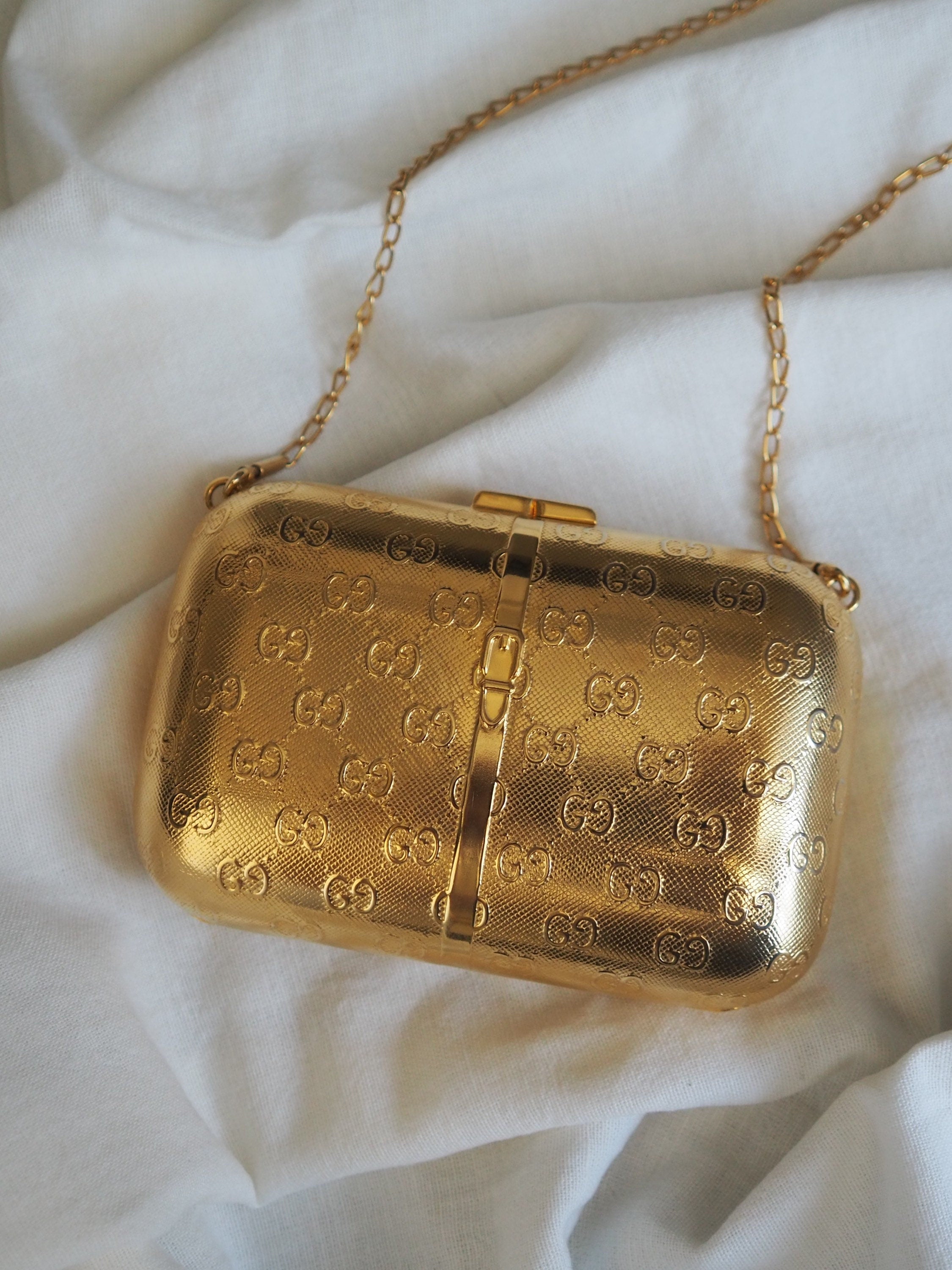 GUCCI GG Chain Shoulder Bag Pochette Gold Metal Rare!