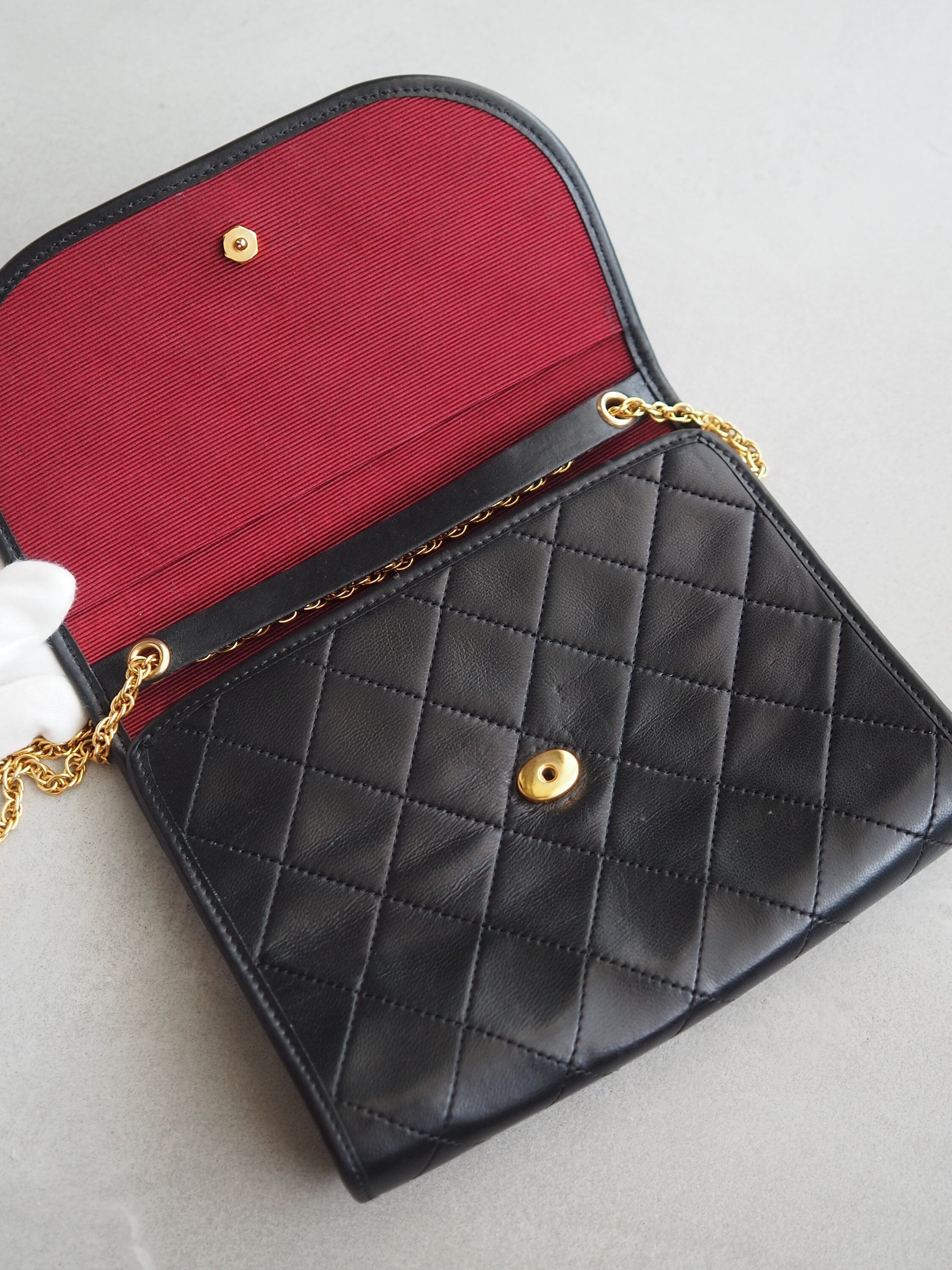 CHANEL Mini Matelasse Quilted CC Chain Shoulder Bag Black Authentic