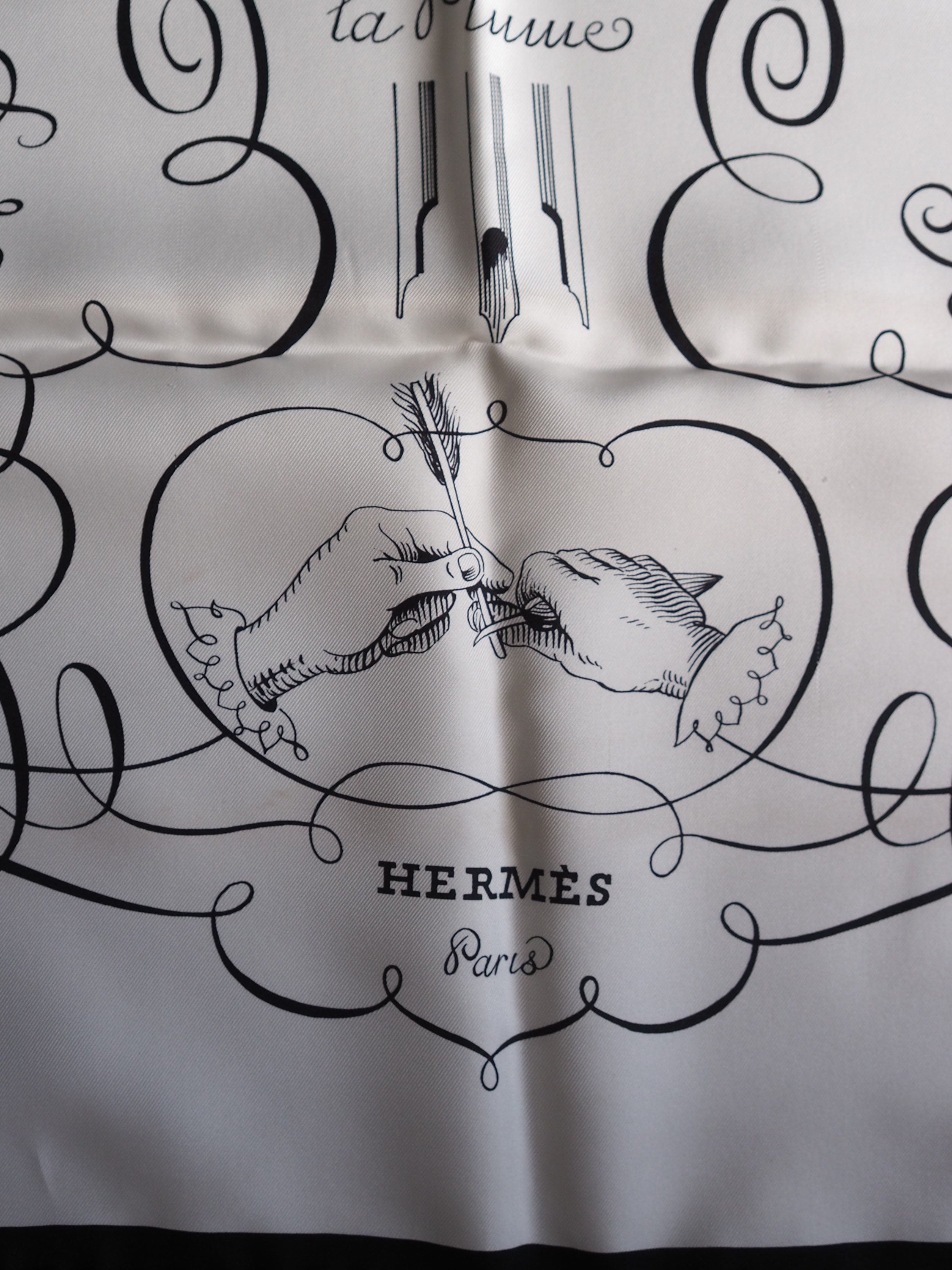 HERMES Scarf Carre 90 " L’art d’Ecrire "  Silk Black White Vintage Authentic