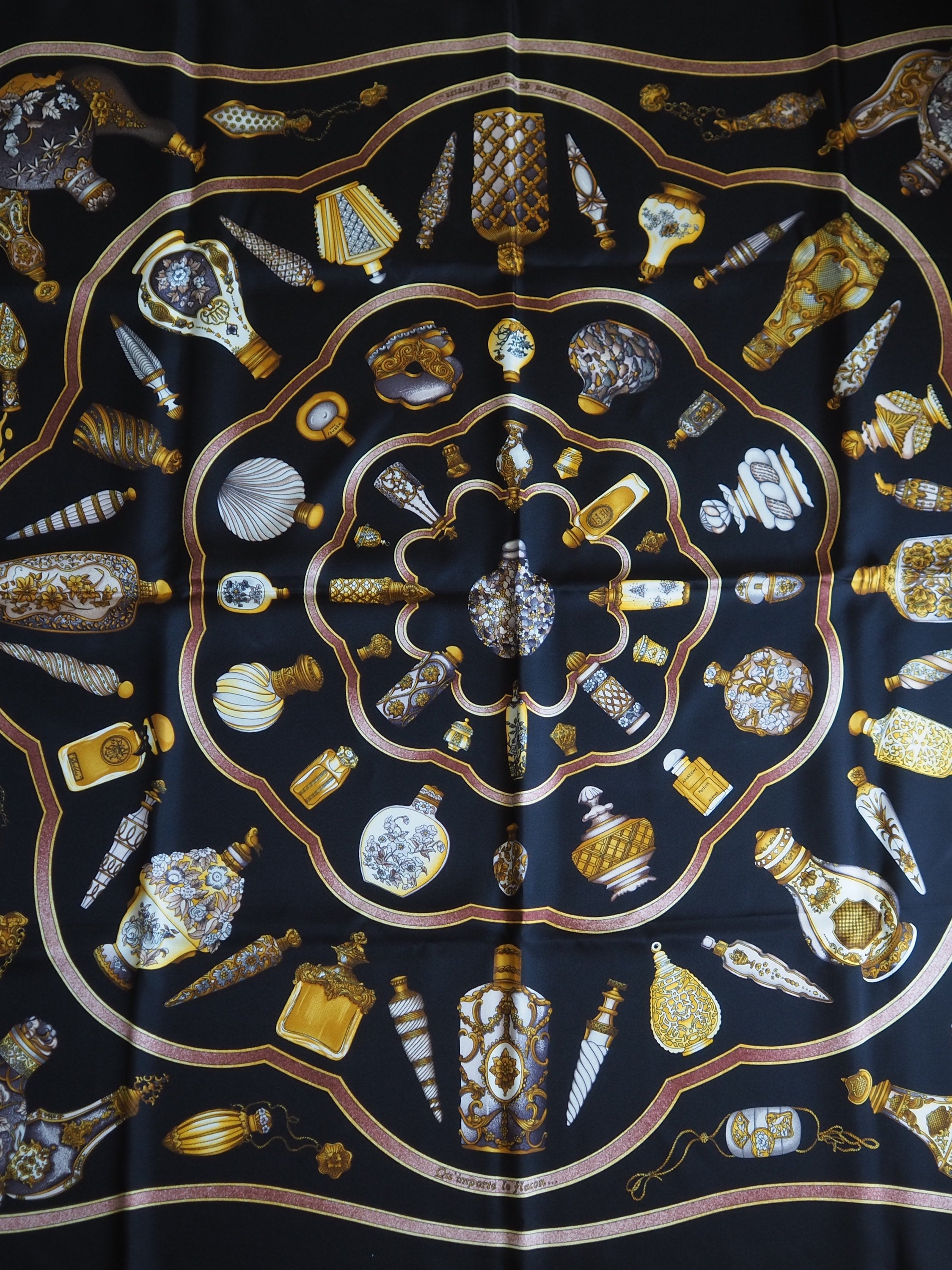 HERMES Scarf Carre 90 " Qu'importe le flacon " Black Silk Authentic