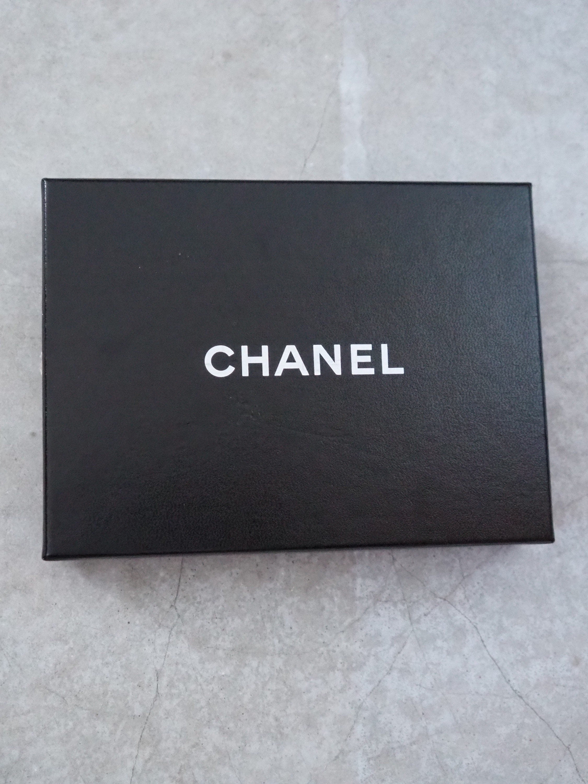 CHANEL COCO Wallet Purse Compact Caviar Skin Leather Black Authentic Vintage Box