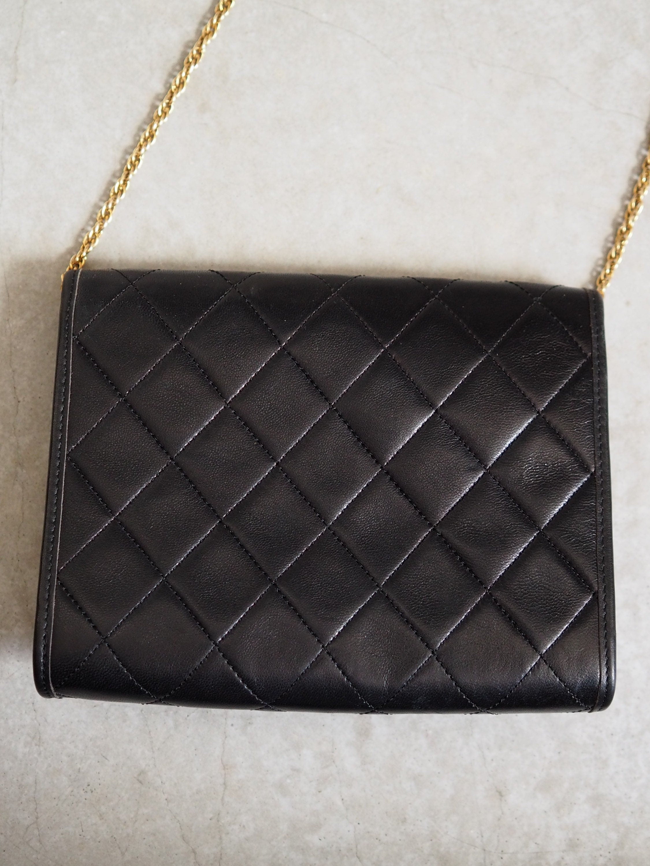 CHANEL Mini Matelasse Quilted CC Chain Shoulder Bag Black Authentic