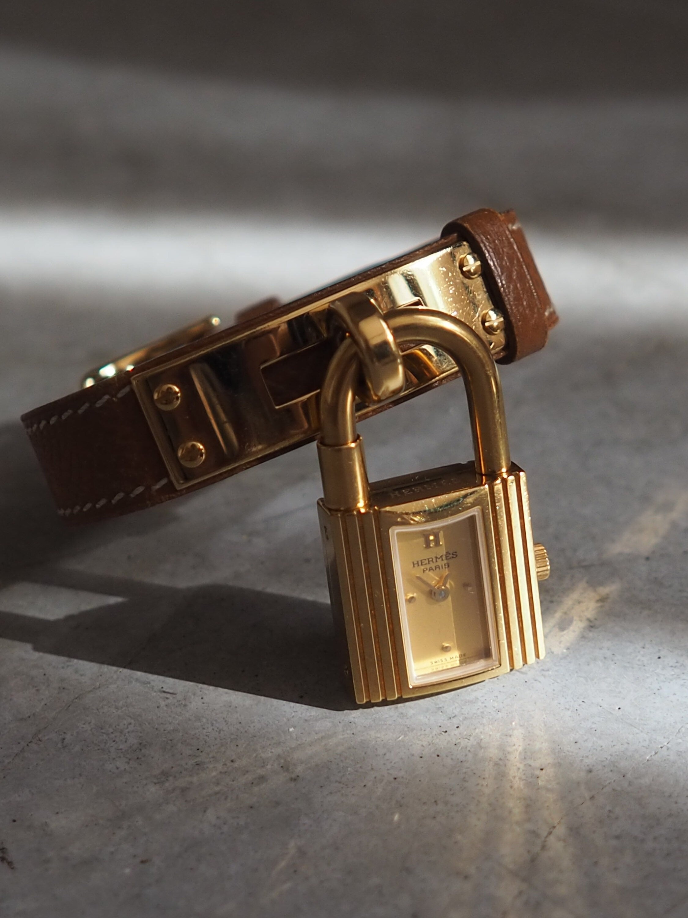 HERMES KELLY Watch Quartz Gold Dial Brown Leather Ladies Wristwatch Vintage Authentic