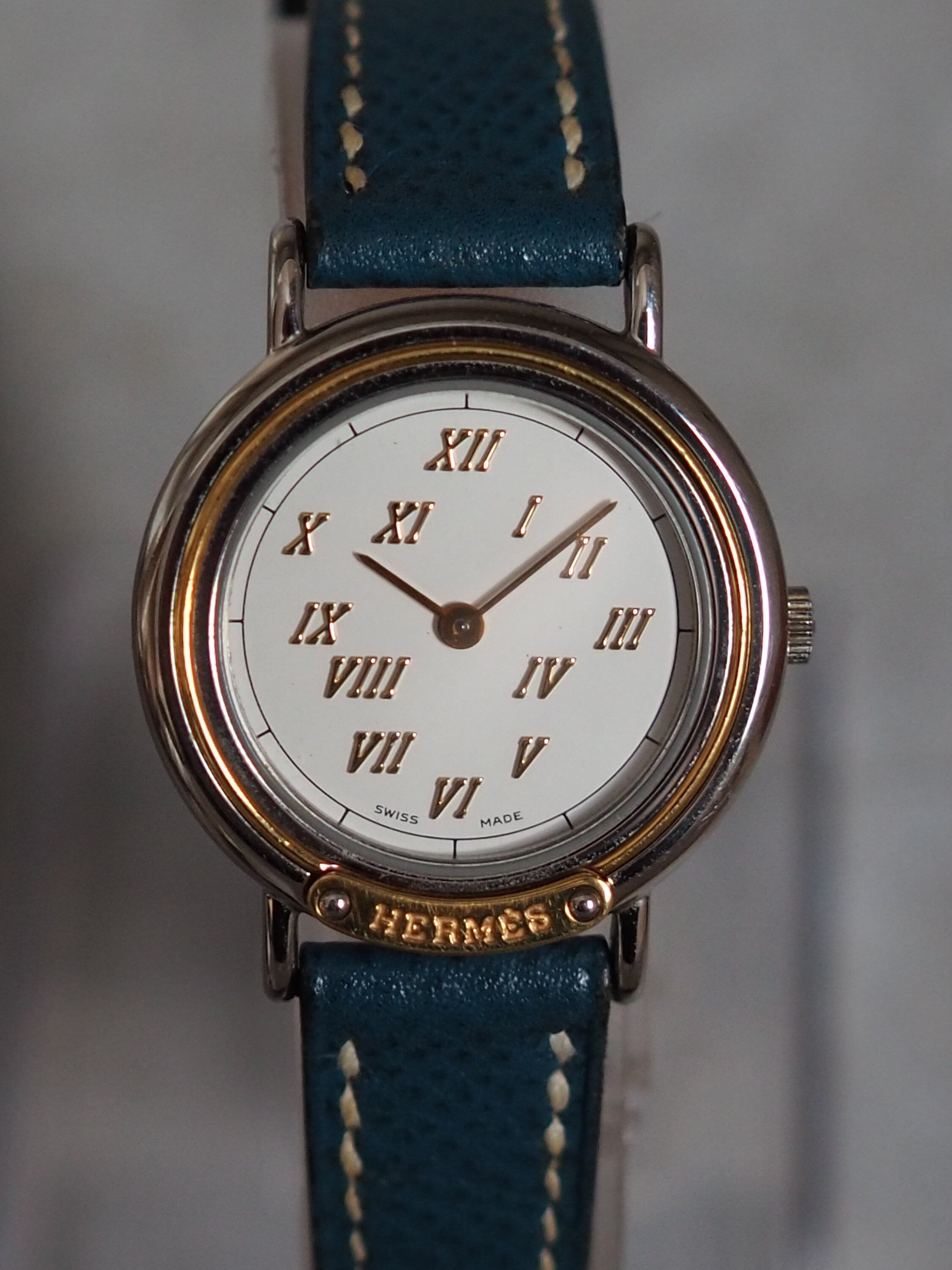 HERMES Meteor Watch Quartz Gold Silver Dial Blue Leather Ladies Wristwatch Vintage Authentic