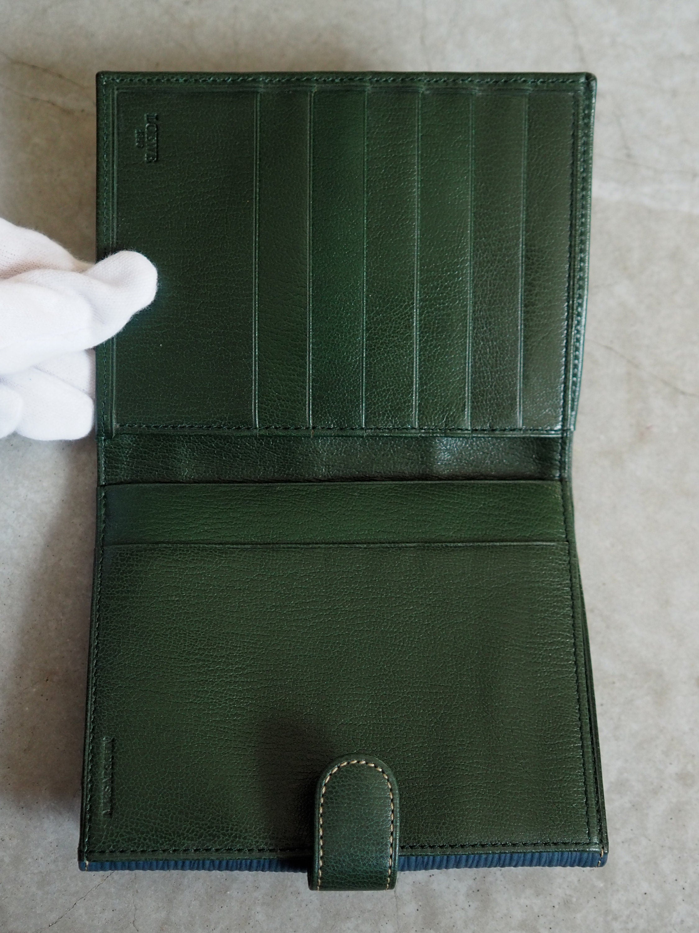 LOEWE VELAZQUEZ Twist Compact Wallet Green Blue Vintage Authentic