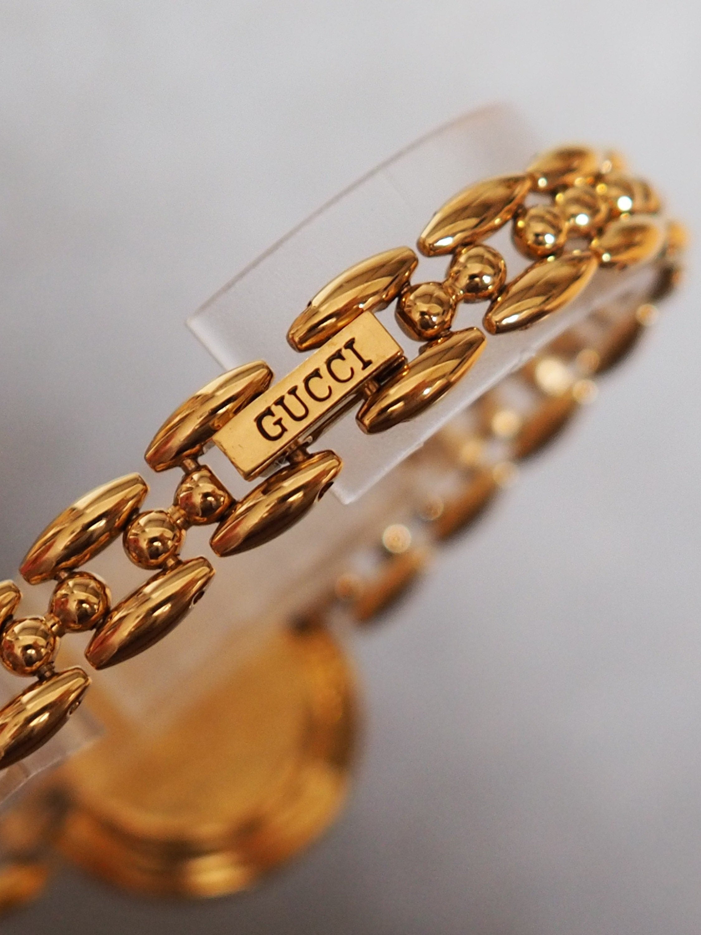 GUCCI Accessories Change Bezel 6 colors Bangle watch Wristwatch Gold