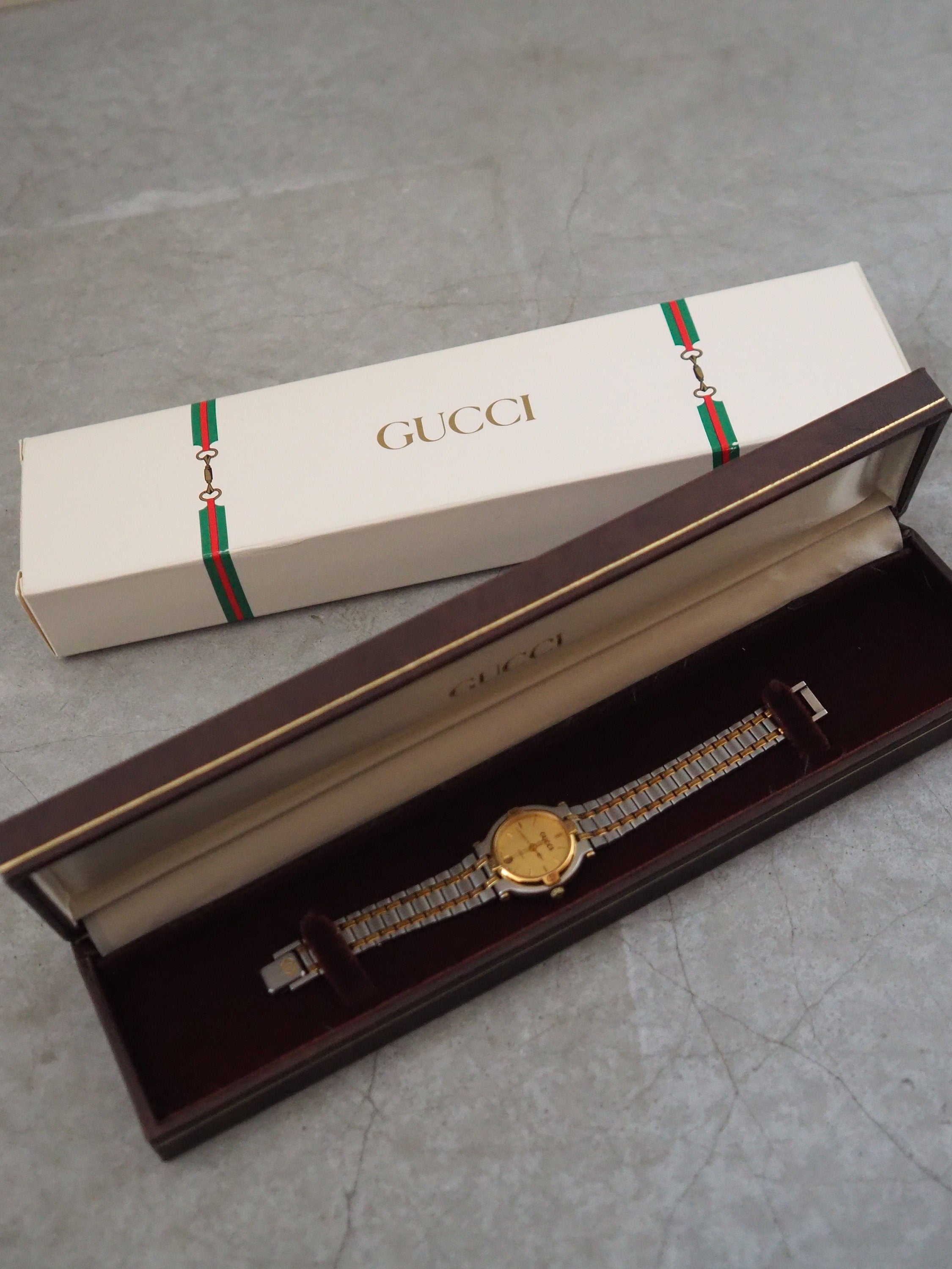 GUCCI Watch Wristwatch GG Gold Silver Metal Old Vintage Authentic