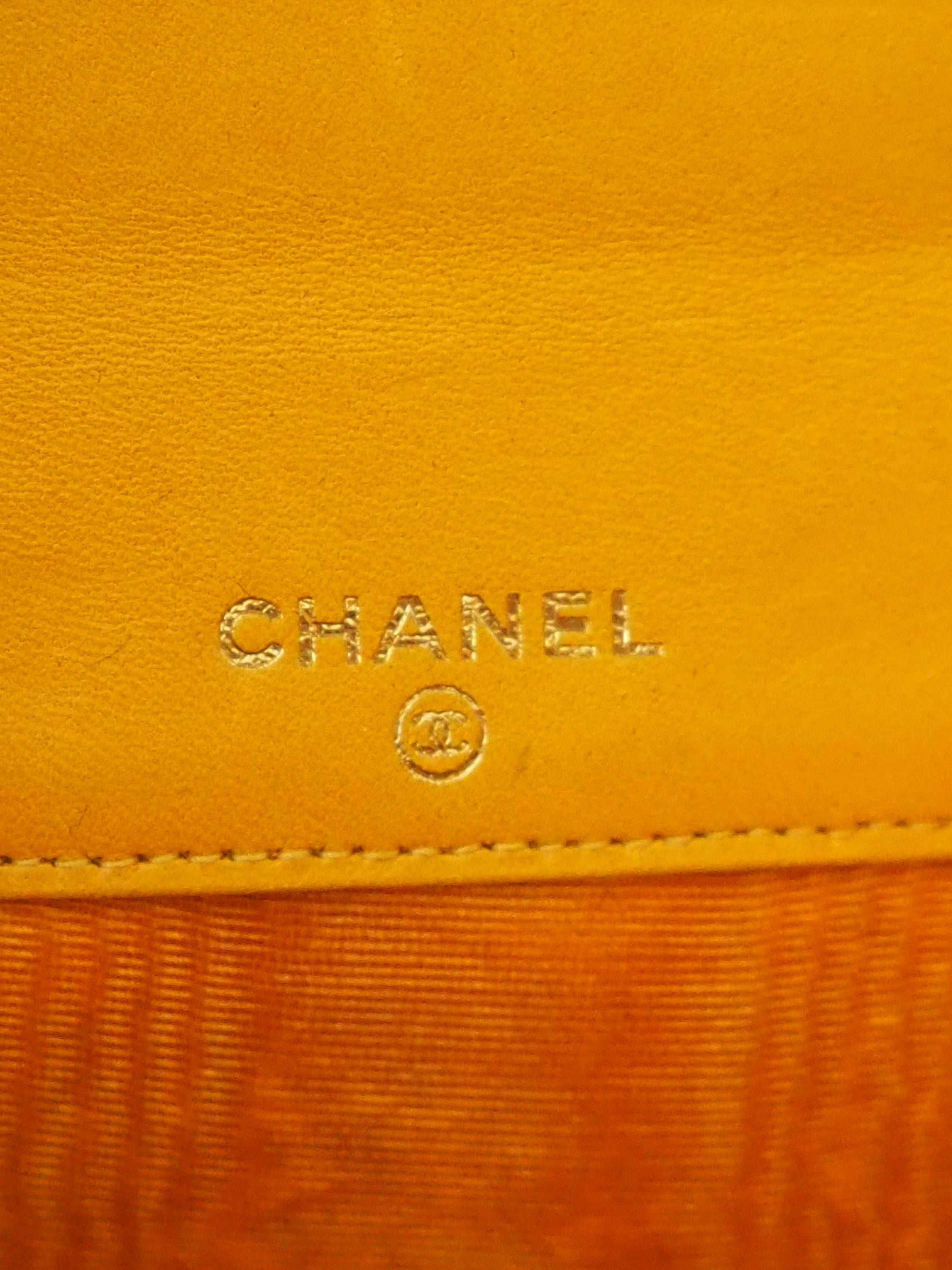 CHANEL COCO Coin Card Wallet Purse Compact Caviar Skin Leather Yellow Authentic Vintage Box