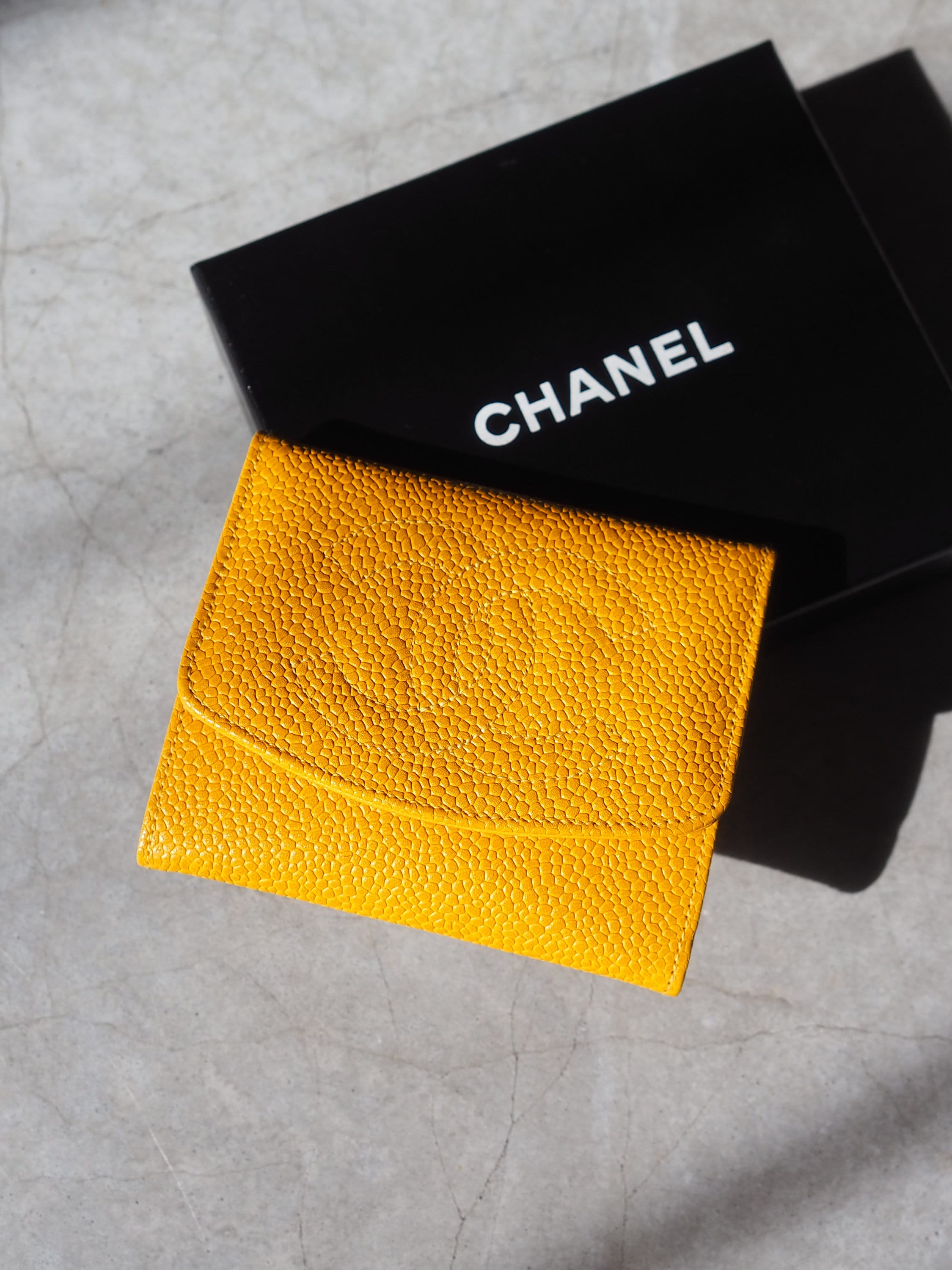 CHANEL COCO Coin Card Wallet Purse Compact Caviar Skin Leather Yellow Authentic Vintage Box