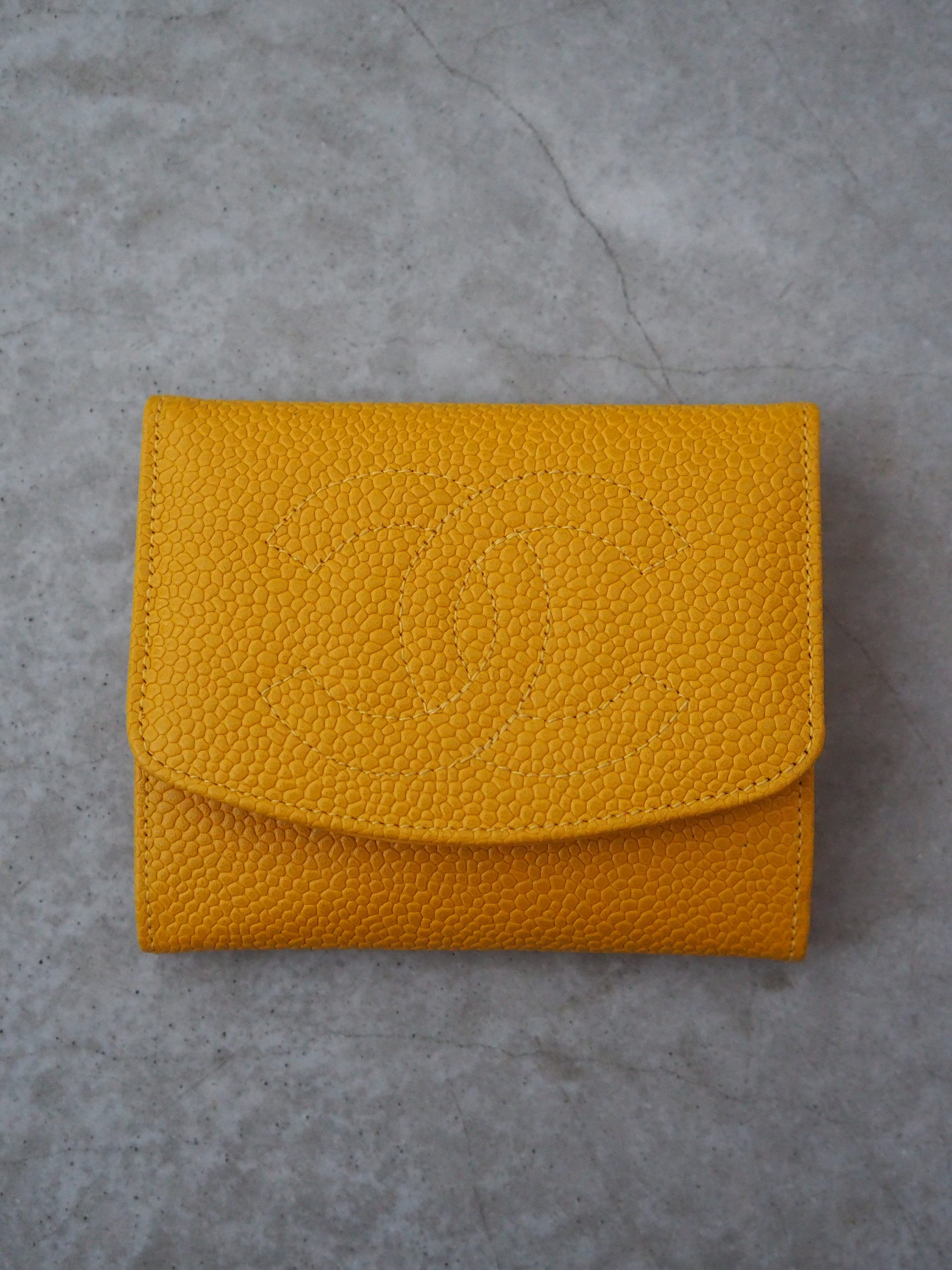 CHANEL COCO Coin Card Wallet Purse Compact Caviar Skin Leather Yellow Authentic Vintage Box