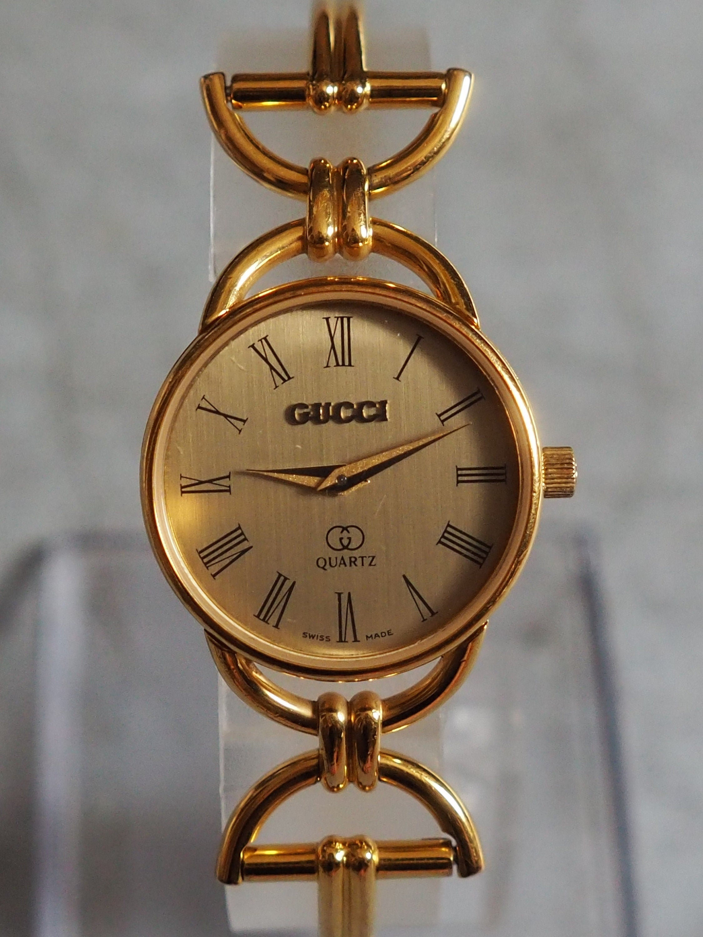 GUCCI Horse bit Bangle Watch Wristwatch Gold Metal Vintage Authentic