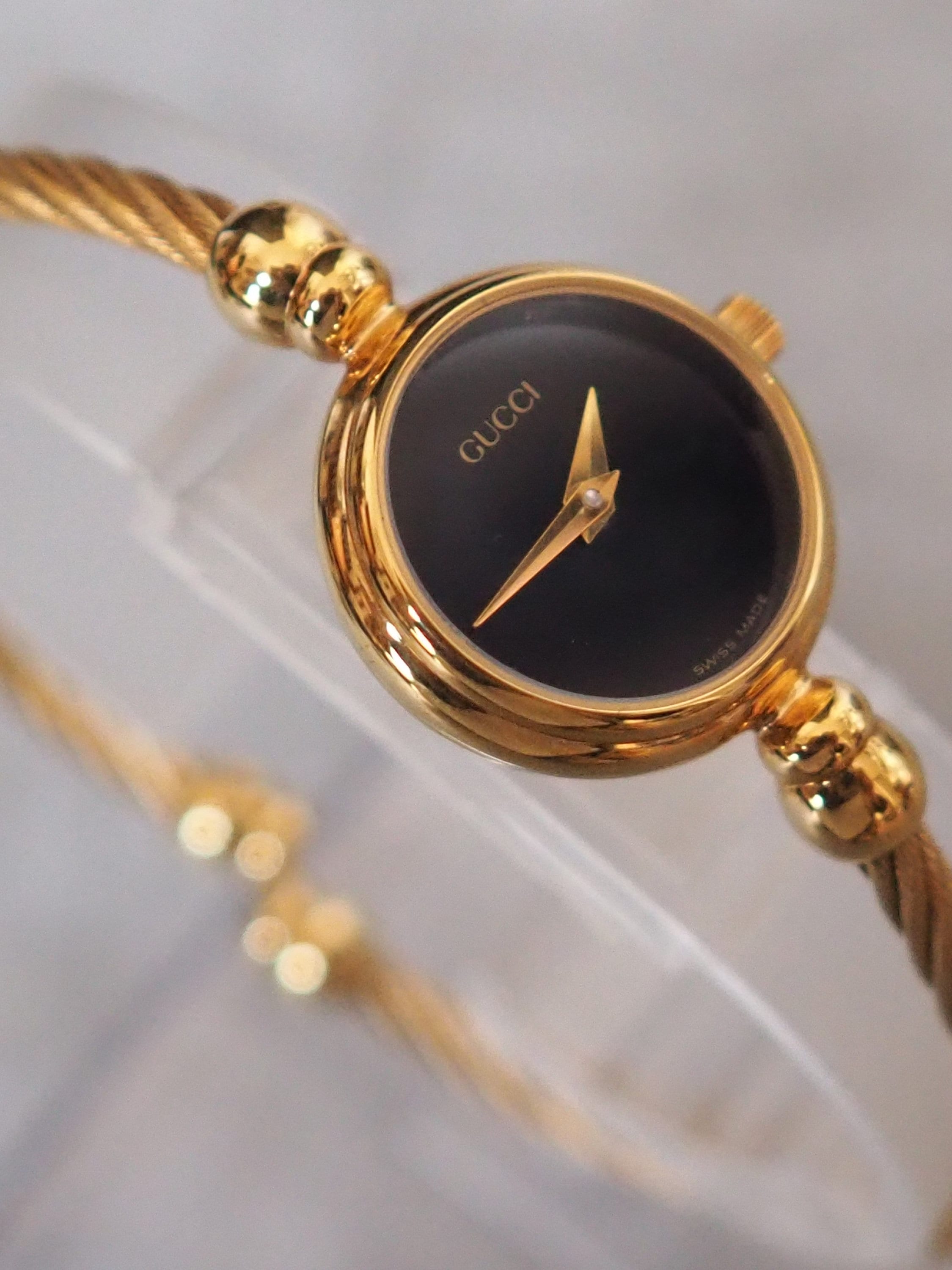 GUCCI Bangle Watch Wristwatch Gold Metal Black Vintage Authentic