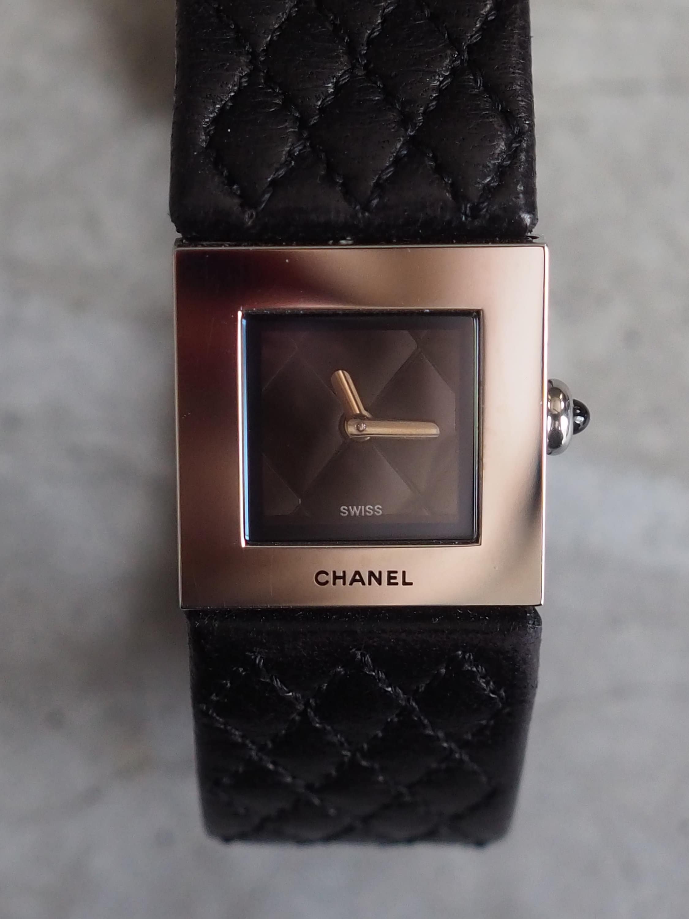 CHANEL Matelasse Watch Steel Leather Quartz Ladies Silver Leather Wristwatch Vintage Authentic