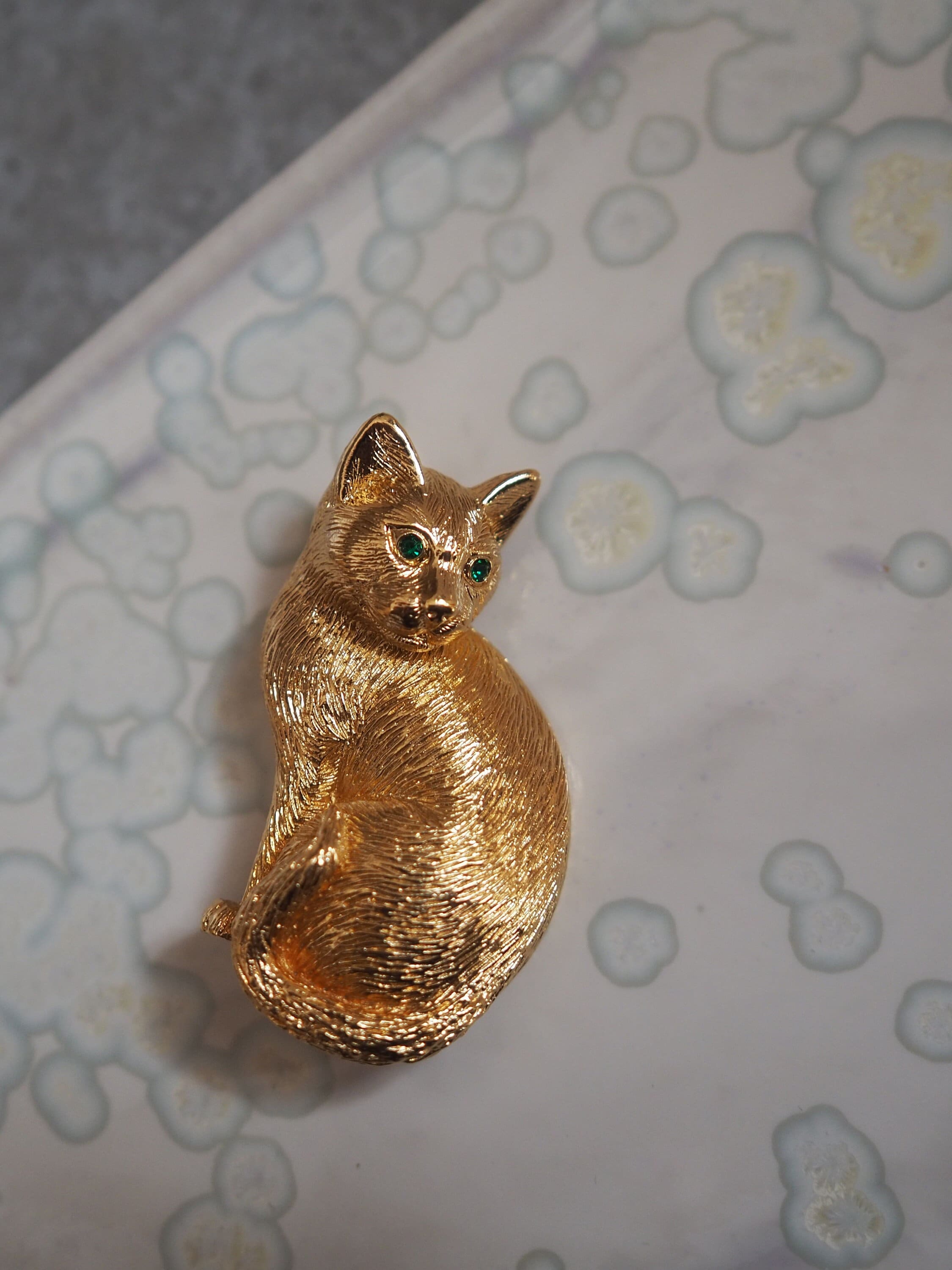Christian Dior Cat Brooch Vintage Metal Gold Color Authentic