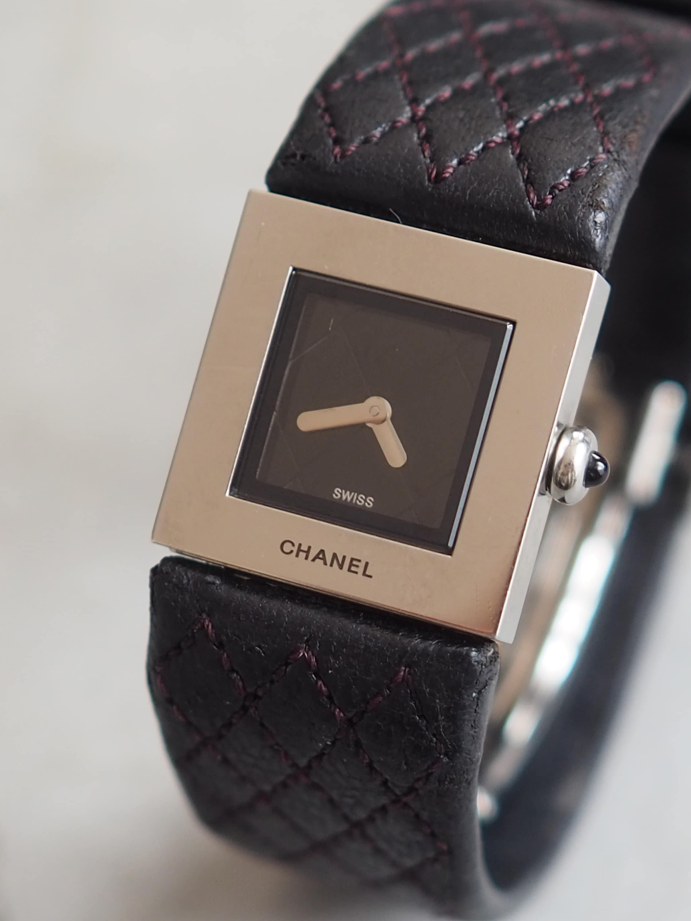 CHANEL Matelasse Watch Steel Leather Quartz Ladies Silver Leather Wristwatch Vintage Authentic